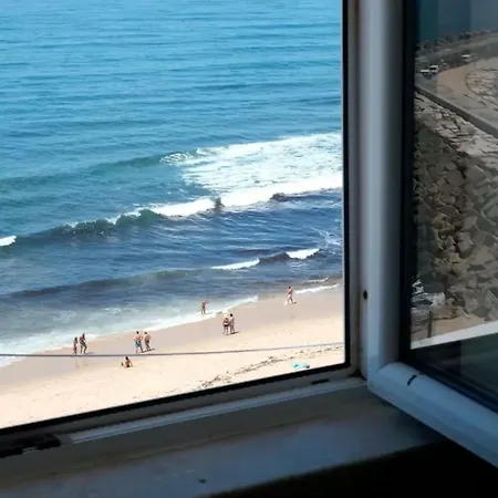 Seafront House Above The M113 Dom wakacyjny *