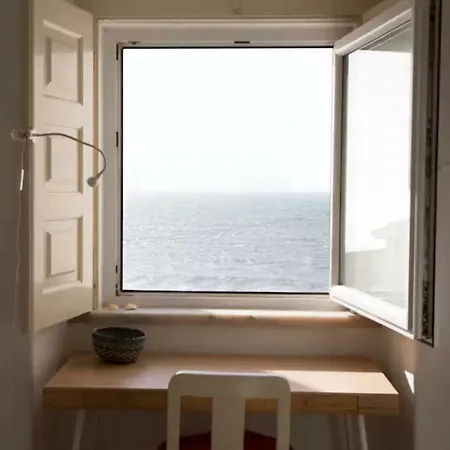 Seafront House Above The M113 Dom wakacyjny Ericeira