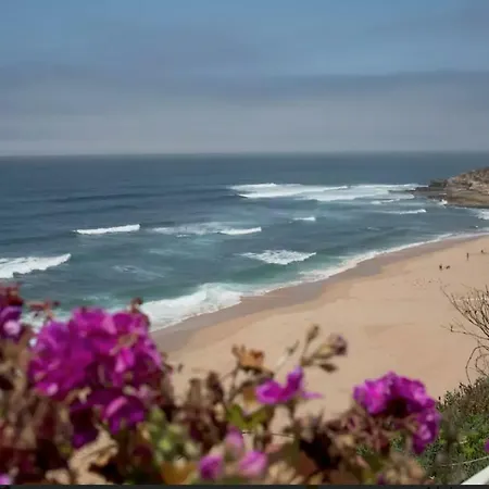 Ferienhaus Seafront House Above The M113 *