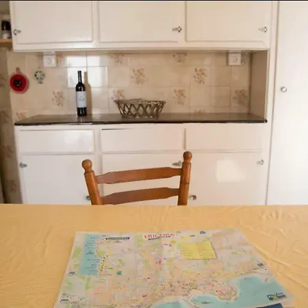 Seafront House Above The M113 Ferienhaus