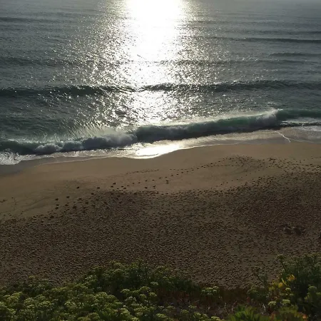 Ferienhaus Seafront House Above The M113 Ericeira